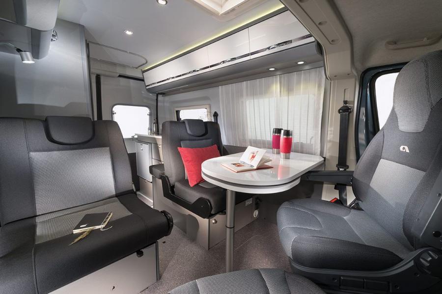 Интерьер Adria Twin 2015 года  (фото 11 из 13)